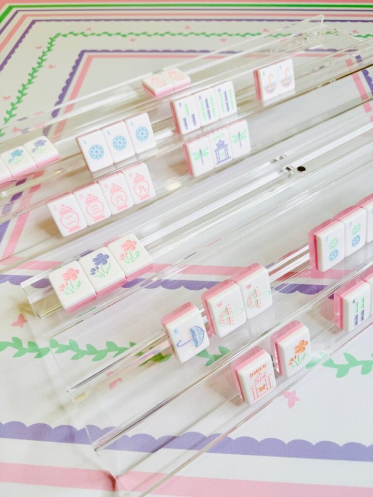 Luxury Clear Acrylic Double Mahjong Racks with Magnetic Pushers