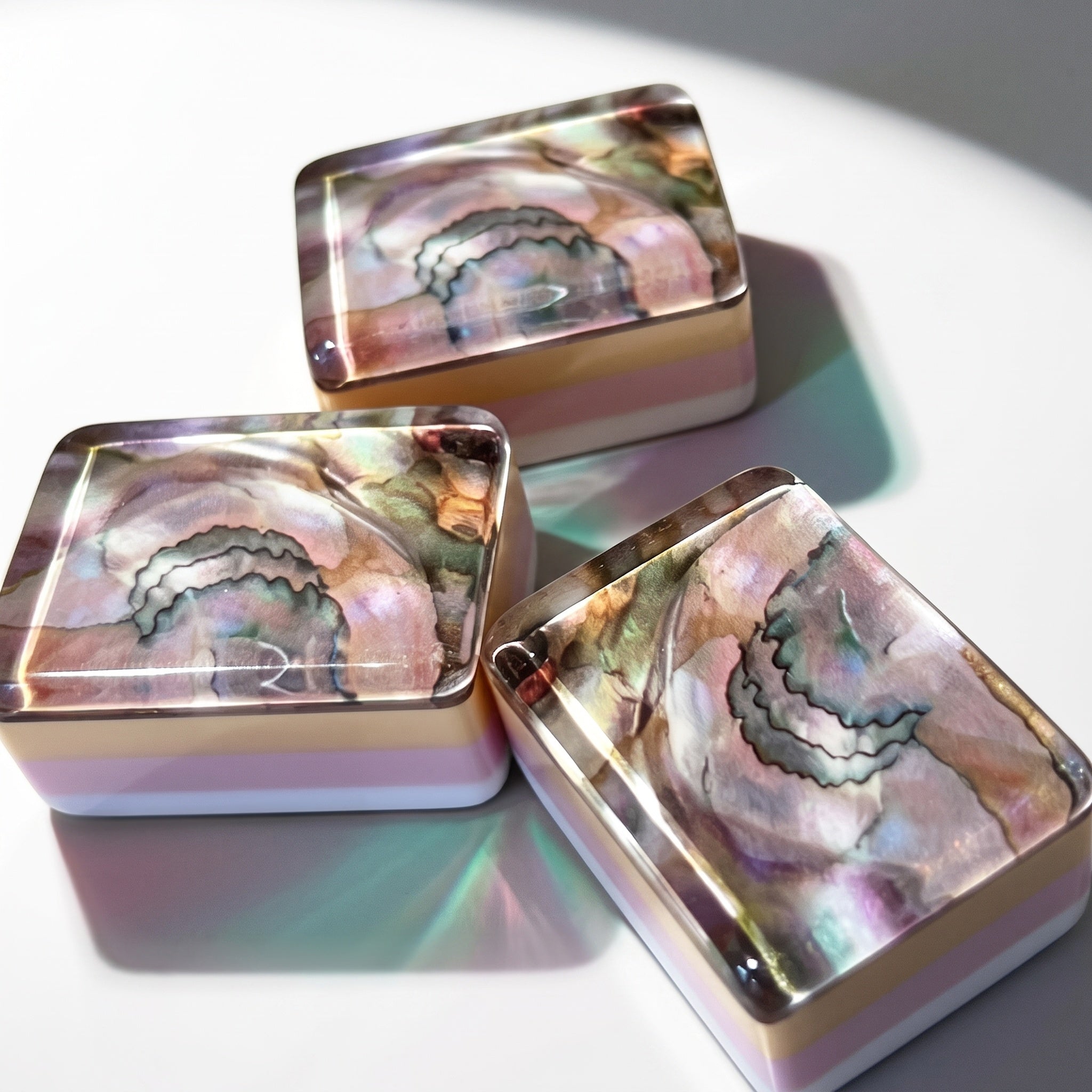 Chrysanthemum Rose Shell Pearlescent Mahjong Tiles - Image 3