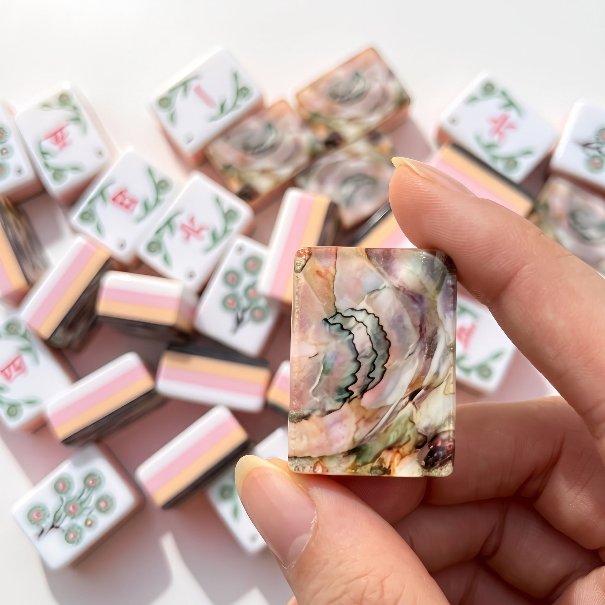 Chrysanthemum Rose Shell Pearlescent Mahjong Tiles - Image 5
