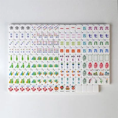 Gilded Sparkle Acrylic Mahjong Tiles – 160-Piece Set - Image 7