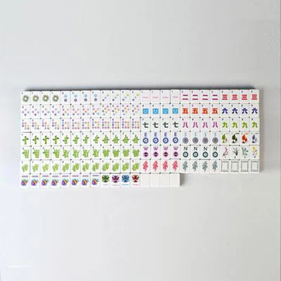 Gilded Sparkle Acrylic Mahjong Tiles – 160-Piece Set - Image 8
