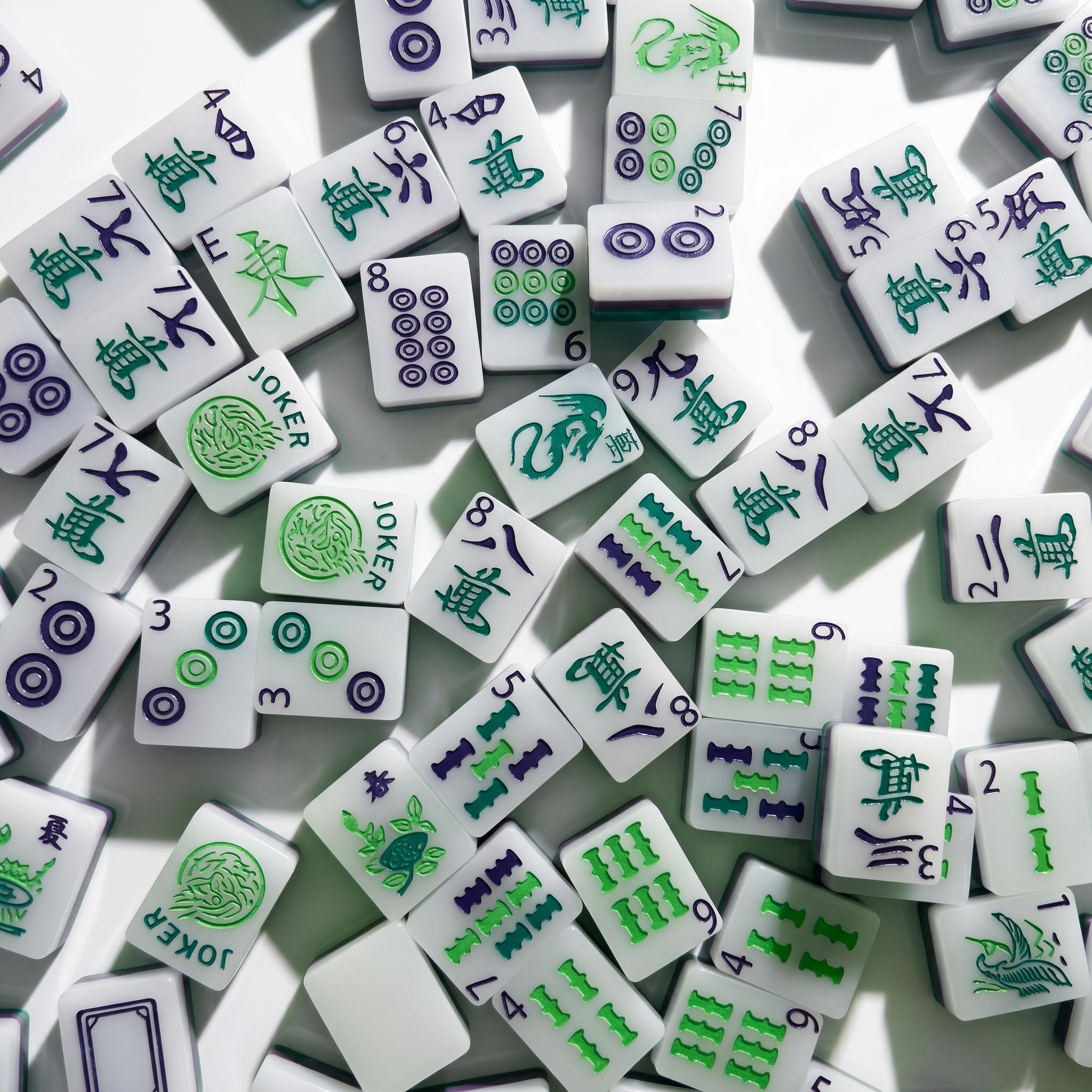 Jade Green Marble Lucite Mahjong Set — 160 Translucent Swirl Tiles - Image 5
