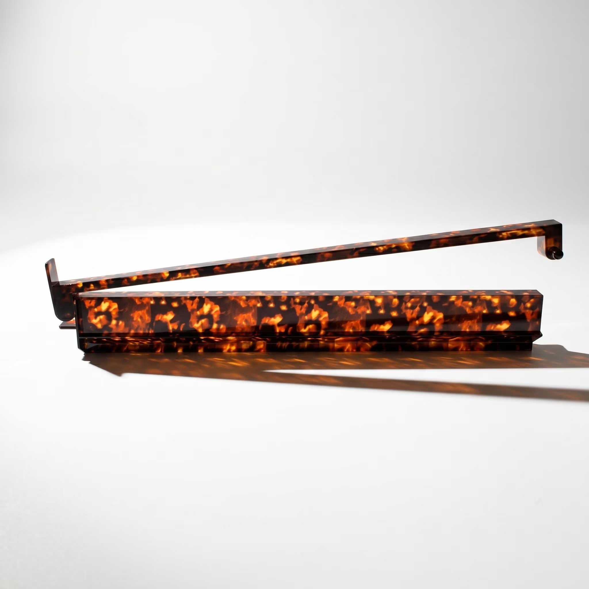 Tortoiseshell Amber Acrylic Mahjong Tile Rack Set (4) — Non-Slip Base, Five Colors - Image 3
