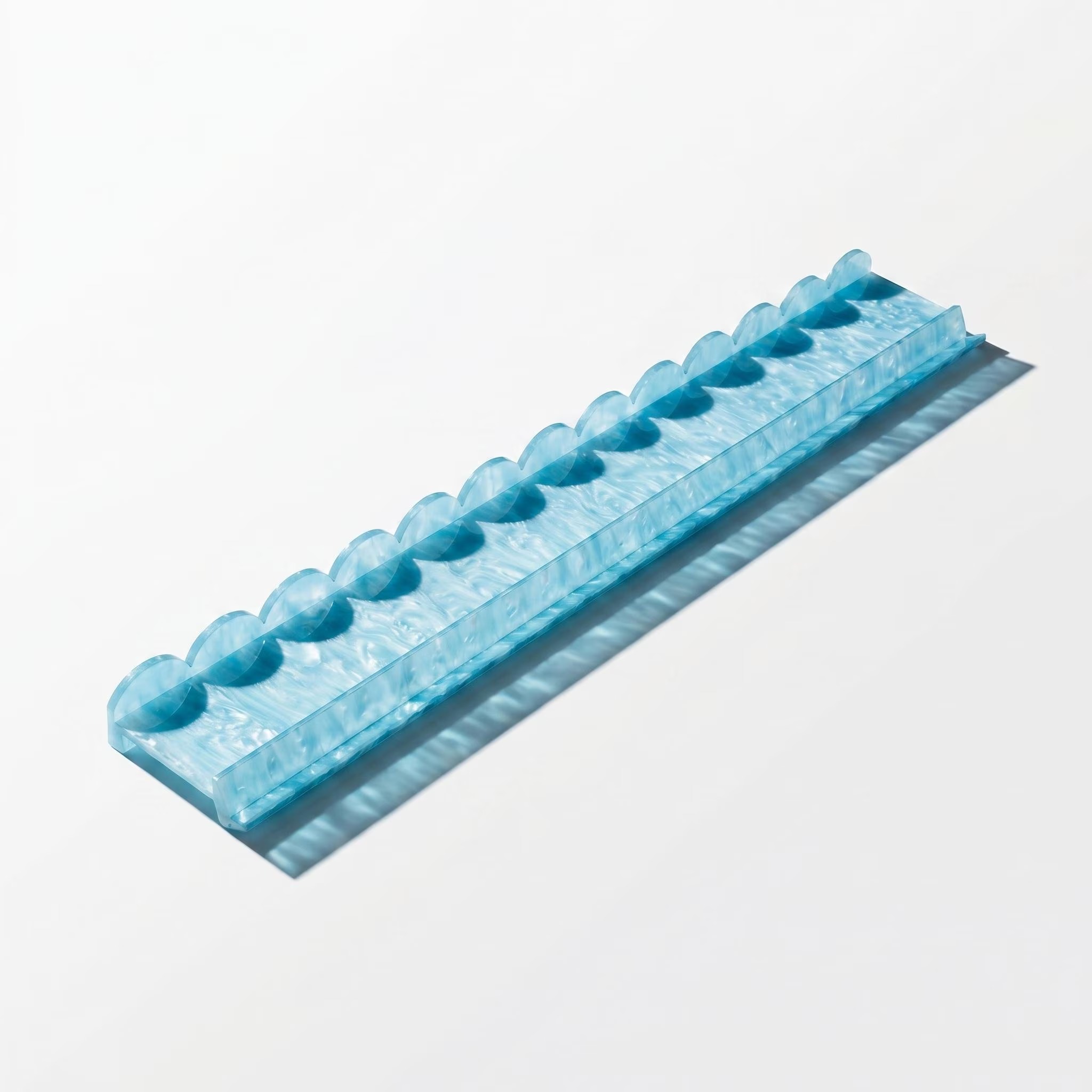 Scalloped Pearl Acrylic Mahjong Tile Rack Set (4) — Cloud Pattern, Iridescent Finish - Image 4